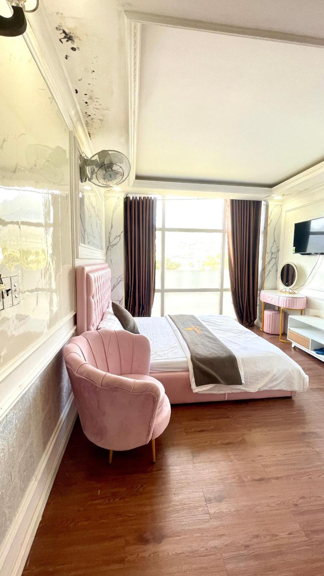 Bong Sen Hotel Con Dao Chi Khu Co Ong Екстериор снимка